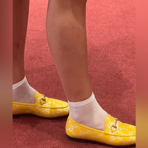 Gucci Women's Jordan loafer in yellow and silver fabric - Picture 9 of 9